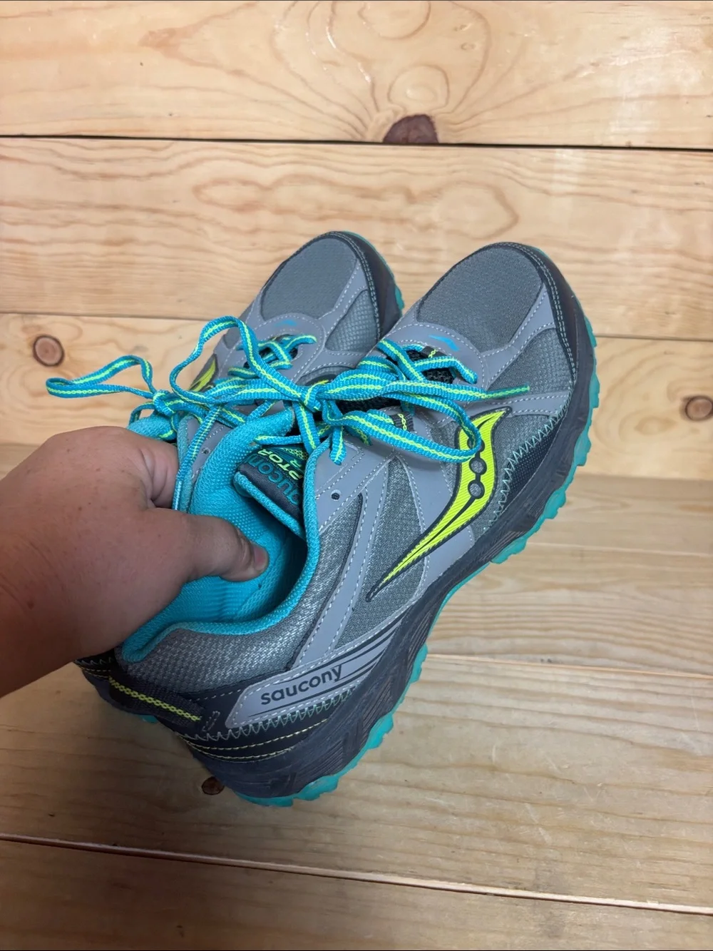 Saucony Raptor TR Trail Running sneakers size 9